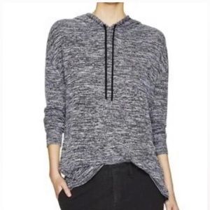 Aritzia Wilfred Free Open Back Long Sleeve Hoodie